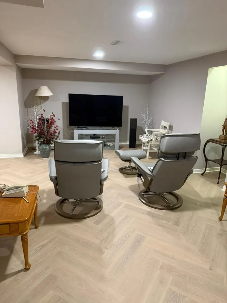 stunning herringbone vinyl pattern in light oak tones